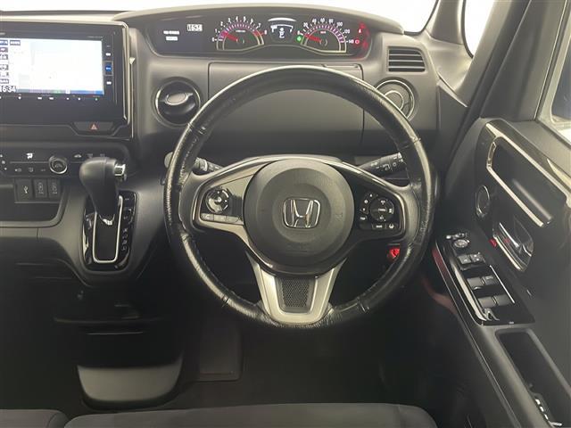 N-BOXカスタム G・Lホンダセンシング 禁煙車 ホンダセンシング 純正ナビTV バックカメラ 左側電動スライドドア アダプティブクルーズコントロール レーンディパーチャーアラート クリアランスソナー プッシュエンジンスタート 純正ETC(13枚目)