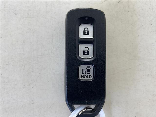 N-BOXカスタム G・Lホンダセンシング 禁煙車 ホンダセンシング 純正ナビTV バックカメラ 左側電動スライドドア アダプティブクルーズコントロール レーンディパーチャーアラート クリアランスソナー プッシュエンジンスタート 純正ETC(40枚目)