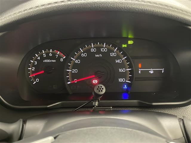 ルーミー G 禁煙車 衝突被害軽減ブレーキ 社外ディスプレイオーディオ 両側電動スライドドア オートマチックハイビーム クリアランスソナー オートエアコン 前席シートヒーター 純正LEDオートライト スマートキー(8枚目)