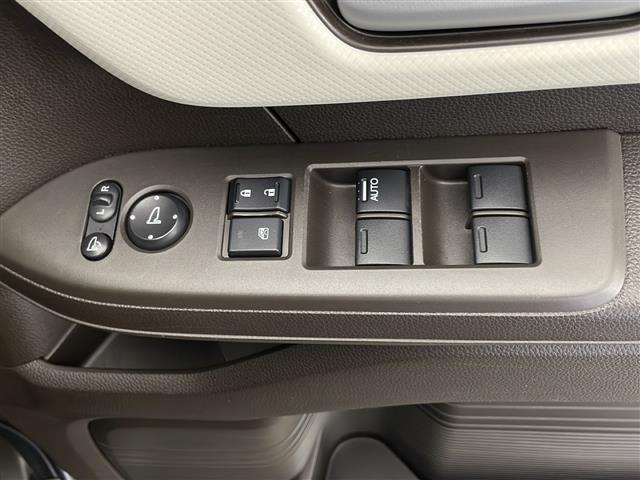 N-BOX L 禁煙車 ホンダセンシング 社外ナビTV バックカメラ 左側電動スライドドア アダプティブクルーズコントロール レーンディパーチャーアラート クリアランスソナー プッシュエンジンスタート スマートキー(17枚目)