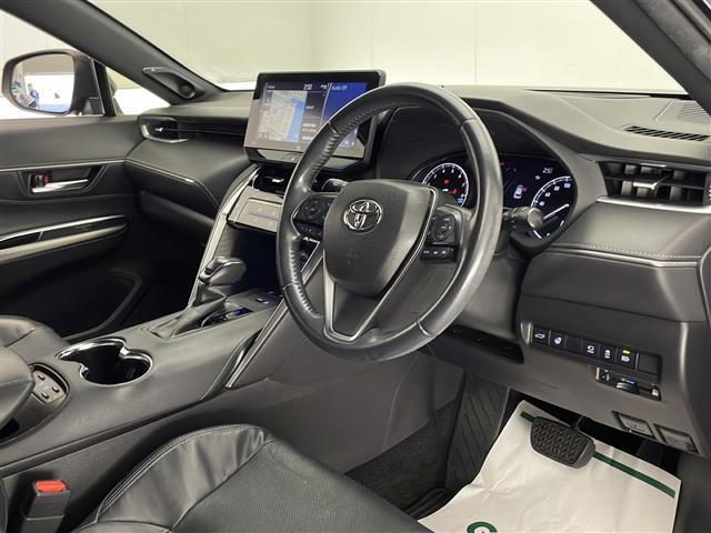 ハリアー Ｚ　レザーパッケージ　禁煙車　トヨタセーフティセンス　純正１２．３型ディスプレイオーディオナビＴＶ　純正ＪＢＬプレミアムサウンドシステム　黒本革シート　アダプティブクルーズコントロール　レーンディパーチャーアラート　ＥＴＣ（17枚目）
