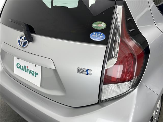 アクア S 禁煙車 純正ナビTV バックカメラ シートヒーター オートエアコン WSRSエアバック ABS リモコンキー ウインカードアミラー 電動格納ミラー ドアバイザー フロアマット ピアノブラックパネル(37枚目)