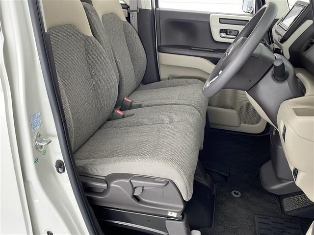 N-BOX G・Lホンダセンシング 禁煙車 純正ナビ 衝突軽減ブレーキ モデューロアルミホイール コーナーセンサー クルーズコントロール アイドリングストップ 片側パワースライドドア 横滑り防止装置 車線逸脱警報 ステアリングスイ(20枚目)