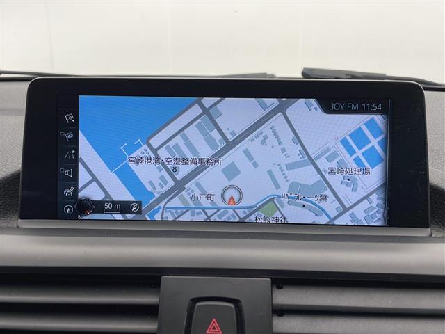 1シリーズ 118i Mスポーツ 禁煙車 純正ナビ バックカメラ ステアリングスイッチ スマートキー スペア1本 電動格納ミラー アイドリングストップ フロアマット アルミホール コーナーセンサー(3枚目)