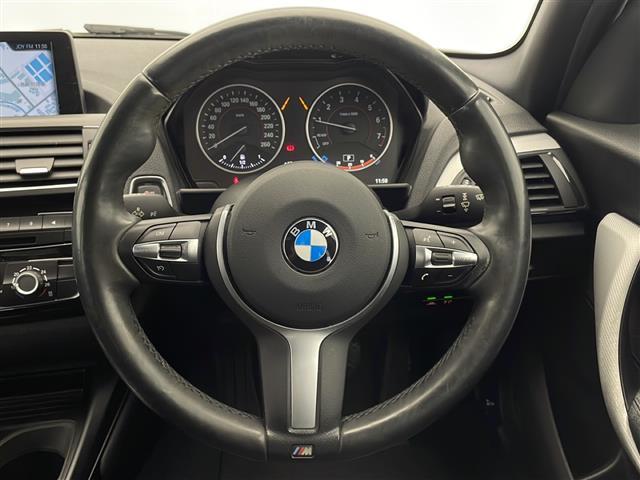 1シリーズ 118i Mスポーツ 禁煙車 純正ナビ バックカメラ ステアリングスイッチ スマートキー スペア1本 電動格納ミラー アイドリングストップ フロアマット アルミホール コーナーセンサー(11枚目)