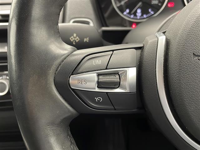 1シリーズ 118i Mスポーツ 禁煙車 純正ナビ バックカメラ ステアリングスイッチ スマートキー スペア1本 電動格納ミラー アイドリングストップ フロアマット アルミホール コーナーセンサー(12枚目)