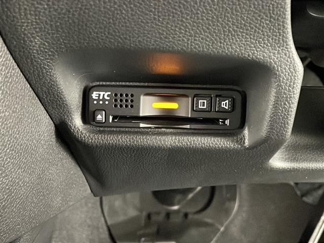 気になる車はすぐにお問い合わせください！画面右側の００６６から始まる無料ダイヤルからお問い合わせ下さい！専門スタッフがお車のご質問にお答えいたします！