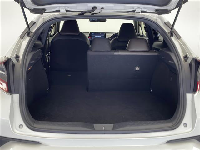 Ｃ－ＨＲ Ｇ　禁煙車　純正９型ナビ　ＣＤ　ＤＶＤ　ＢＴオーディオ　フルセグＴＶ　ＨＤＭＩ　バックカメラ　レーダークルーズコントロール　電子オートパーキング　ブラインドスポットモニター　クリアランスソナー　ＥＴＣ（23枚目）