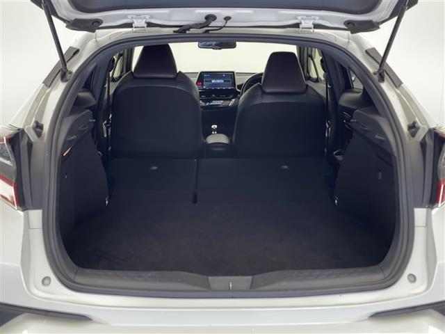 Ｃ－ＨＲ Ｇ　禁煙車　純正９型ナビ　ＣＤ　ＤＶＤ　ＢＴオーディオ　フルセグＴＶ　ＨＤＭＩ　バックカメラ　レーダークルーズコントロール　電子オートパーキング　ブラインドスポットモニター　クリアランスソナー　ＥＴＣ（24枚目）