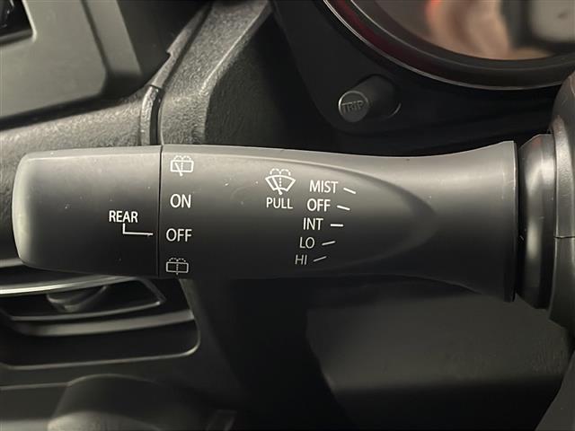 ジムニー XC 禁煙 スズキセーフティサポート 純正7インチディスプレイオーディオ クルーズコントロール シートヒーター LEDヘッドライト ビルトインETC 純正16インチAW 純正フロアマット 保証書 取扱説明書(14枚目)