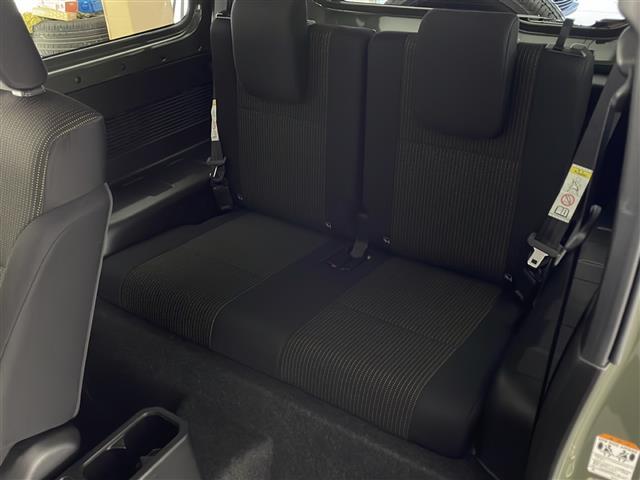 ジムニー XC 禁煙 スズキセーフティサポート 純正7インチディスプレイオーディオ クルーズコントロール シートヒーター LEDヘッドライト ビルトインETC 純正16インチAW 純正フロアマット 保証書 取扱説明書(22枚目)