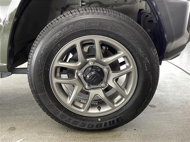 ジムニー XC 禁煙 スズキセーフティサポート 純正7インチディスプレイオーディオ クルーズコントロール シートヒーター LEDヘッドライト ビルトインETC 純正16インチAW 純正フロアマット 保証書 取扱説明書(39枚目)