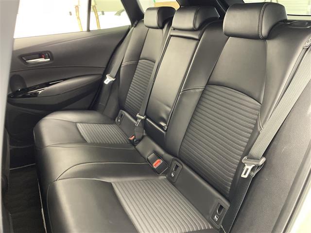 カローラツーリング ハイブリッド ダブルバイビー 禁煙 モデリスタフルエアロ トヨタセーフティーセンス ブラインドスポットモニター 純正9インチナビ フルセグTV バックカメラ ハーフレザーシート シートヒーター ハンドルヒーター ビルトインETC(21枚目)