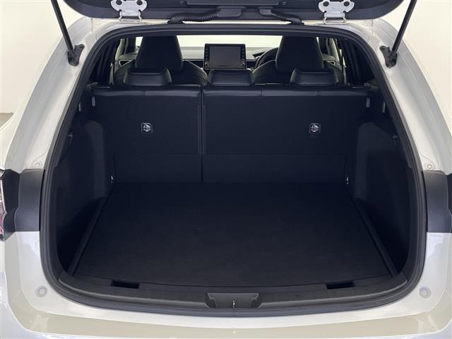 カローラツーリング ハイブリッド ダブルバイビー 禁煙 モデリスタフルエアロ トヨタセーフティーセンス ブラインドスポットモニター 純正9インチナビ フルセグTV バックカメラ ハーフレザーシート シートヒーター ハンドルヒーター ビルトインETC(22枚目)