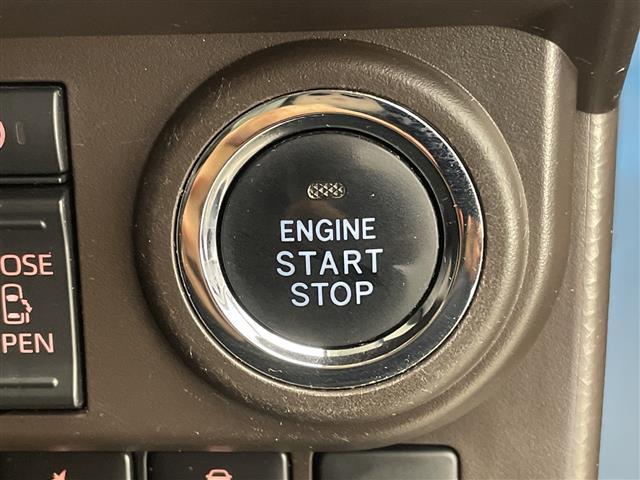 ルーミー G 禁煙車 衝突被害軽減ブレーキ 純正9型ナビTV パノラミックビューモニター 両側電動スライドドア オートエアコン クリアランスソナー ウインカードアミラー 純正LEDオートライト スマートキー ETC(5枚目)