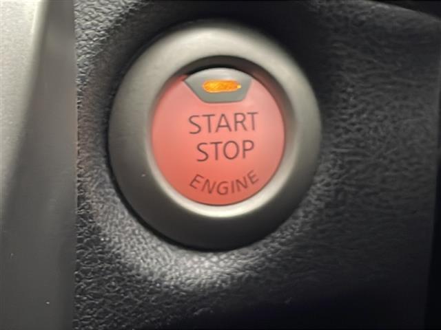 ノート Ｘ　エアコン　Ｂｌｕｅｔｏｏｔｈ　ＥＴＣ　純正ナビ　パワーウィンドウ　スマートキー（5枚目）