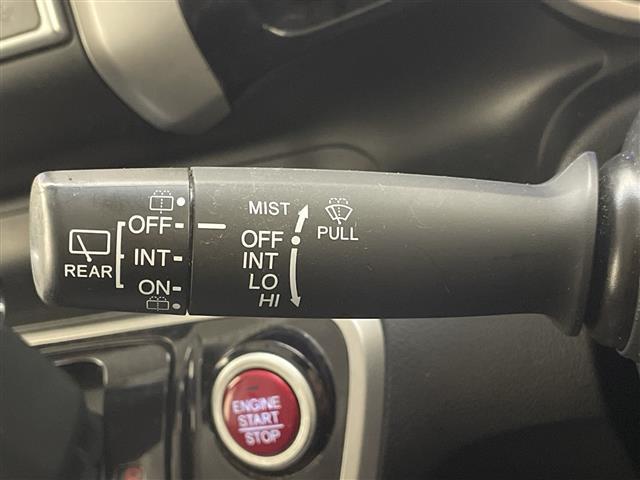 Ｎ－ＢＯＸカスタム Ｇ・Ｌパッケージ　禁煙車　純正メモリナビ　ＣＤ／ＵＳＢ／ＳＤ　バックカメラ　片側パワースライドドア　ＥＴＣ　ＨＩＤヘッドライト　オートライト　フォグランプ　純正１４インチアルミ　スマートキー☆プ（14枚目）