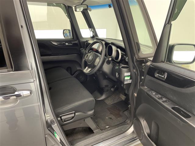 Ｎ－ＢＯＸカスタム Ｇ・Ｌパッケージ　禁煙車　純正メモリナビ　ＣＤ／ＵＳＢ／ＳＤ　バックカメラ　片側パワースライドドア　ＥＴＣ　ＨＩＤヘッドライト　オートライト　フォグランプ　純正１４インチアルミ　スマートキー☆プ（18枚目）