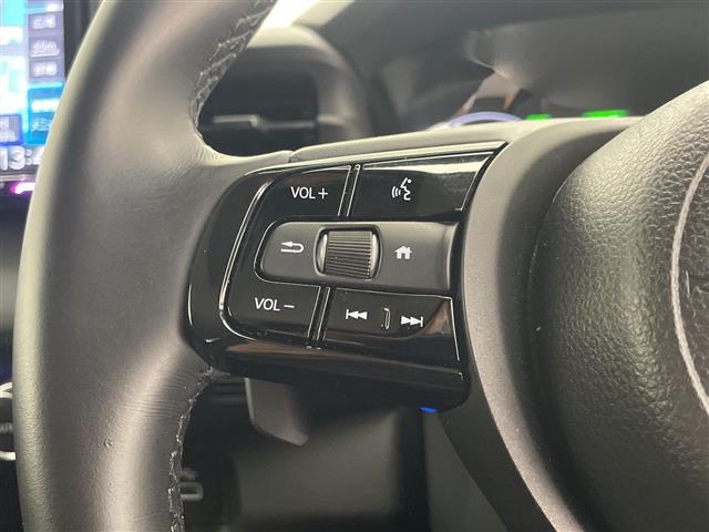 ヴェゼル ｅ：ＨＥＶ　Ｘ　バックカメラ　ＥＴＣ　純正１６インチアルミ　純正ＬＥＤオートライト　フロアマット　アダプティブクルーズコントロール　レーンディパーチャーアラート　オートマチックハイビーム　ダウンヒル（12枚目）