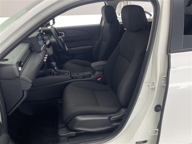 ヴェゼル ｅ：ＨＥＶ　Ｘ　バックカメラ　ＥＴＣ　純正１６インチアルミ　純正ＬＥＤオートライト　フロアマット　アダプティブクルーズコントロール　レーンディパーチャーアラート　オートマチックハイビーム　ダウンヒル（20枚目）