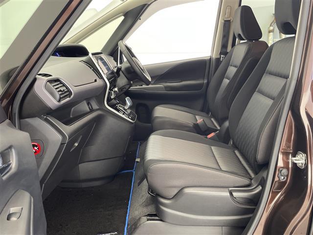 セレナ ｅ－パワー　ハイウェイスターＶ　禁煙車　純正９型ＳＤナビ　アラウンドビューモニター　スマートキースペア１本　プロパイロット　エマージェンシーブレーキ　コーナーセンサー　ブラインドスポット　両側パワスラ　デジタルインナーミラー　ＥＴＣ（18枚目）