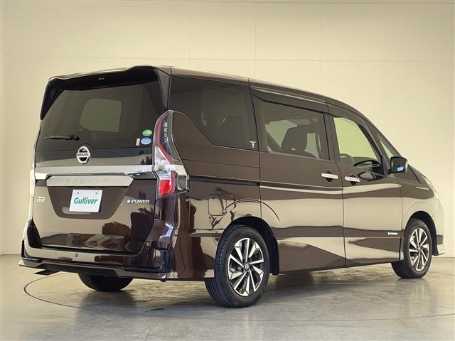 セレナ ｅ－パワー　ハイウェイスターＶ　禁煙車　純正９型ＳＤナビ　アラウンドビューモニター　スマートキースペア１本　プロパイロット　エマージェンシーブレーキ　コーナーセンサー　ブラインドスポット　両側パワスラ　デジタルインナーミラー　ＥＴＣ（30枚目）