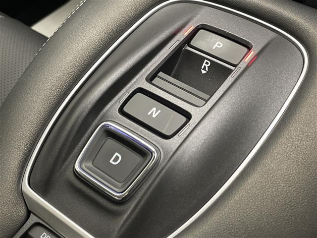 ＺＲ－Ｖ ｅ：ＨＥＶ　Ｚ　禁煙　ホンダセンシング　ブラインドスポットインフォメーション　ＢＯＳＥサウンド　純正９インチナビ　フルセグＴＶ　マルチビューカメラシステム　黒本革シート　シートヒーター　パワーシート　電動リアゲート（9枚目）