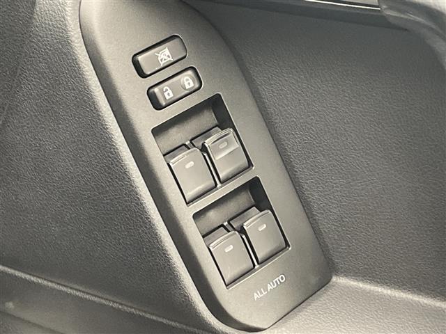 ランドクルーザープラド TX Lパッケージ 禁煙車 トヨタセーフティセンス 純正8型ナビTV バックカメラ サンルーフ 黒本革シート 3列シート7人乗り アダプティブクルーズコントロール パワーシート エアシート プッシュエンジンスタート(17枚目)