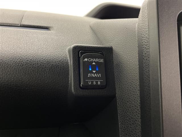 タント カスタムRS 純正ナビ フルセグTV CD/DVD クルーズコントロ バックカメラ コーナセンサー 両側パワースライドドア LEDヘッドライト ドライブレコーダー ハーフレザーシート D/N席シートヒーター(7枚目)