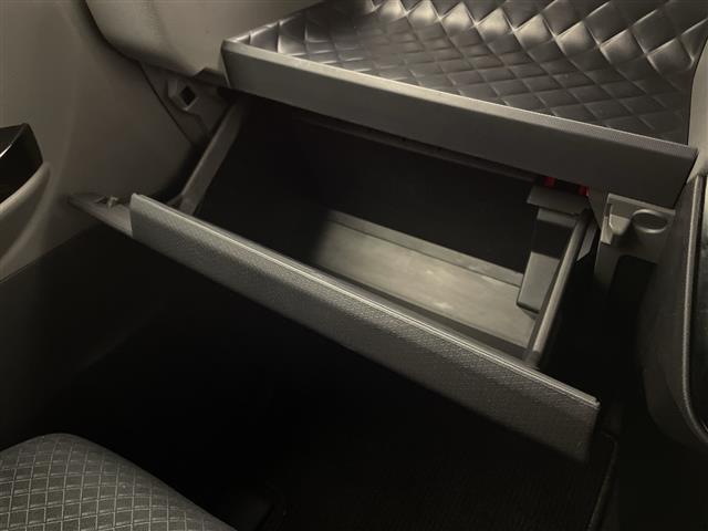 タント カスタムRS 社外ナビ CD FM/AM 両側パワースライドドア コーナセンサー アイドリングストップ ハーフレザーシート オートライト ドライブレコーダー スマートキー プッシュスタート ETC純正フロアーマット(17枚目)