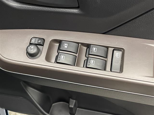 ルーミー X 禁煙車 衝突被害軽減ブレーキ 純正ナビTV バックカメラ 左側電動スライドドア クリアランスソナー 前後ドライブレコーダー スマートキー プッシュエンジンスタート オート電動格納ミラー ドアバイザー(15枚目)