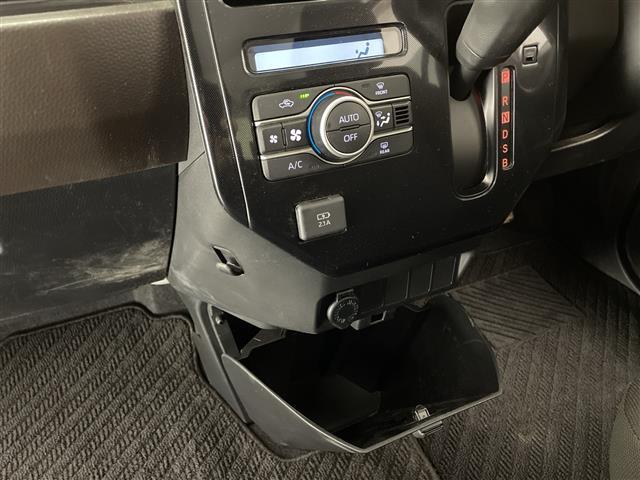 ルーミー G 純正オーディオ CD FM/AM スマートアシスト 両側パワースライドドア コーナセンサー 衝突被害軽減ブレーキシステム 横滑り防止機能 アイドリングストップ オートライト ドライブレコーダー(6枚目)