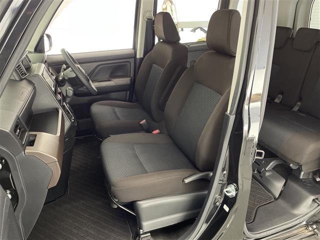 ルーミー Ｘ　純正ナビ　Ｂｌｕｅｔｏｏｔｈ　ワンセグＴＶ　ＣＤ　Ｄ／Ｎ席シートヒーター　　コーナセンサー　片側パワースライドドア　衝突被害軽減ブレーキシステム　横滑り防止機能　ドライブレコーダー　スペアキー　ＥＴＣ（19枚目）