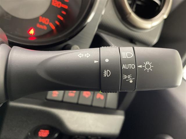 ジムニー XC 禁煙車 純正フロアマット シートヒーター デュアルセンサーブレーキサポート 車線逸脱警報 ハイビームアシスト パーキングソナー 誤発進抑制機能 クルーズコントロール ダウンヒルアシストコント(15枚目)