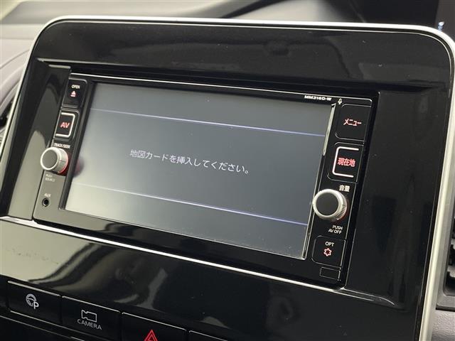 セレナ e-パワー ハイウェイスターV 禁煙車 プロパイロット エマージェンシーブレーキ LDW LDP BSW BSI 速度標識表示 道路標識 コーナーセンサー 純正ナビ フルセグTV フリップダウンモニター 両側パワースライドドアETC(3枚目)