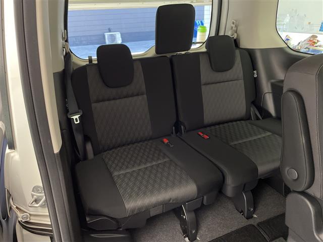 セレナ e-パワー ハイウェイスターV 禁煙車 プロパイロット エマージェンシーブレーキ LDW LDP BSW BSI 速度標識表示 道路標識 コーナーセンサー 純正ナビ フルセグTV フリップダウンモニター 両側パワースライドドアETC(21枚目)