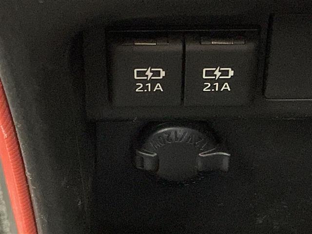 ヴォクシー ZS モデリスタエアロ(F,S,R) 純正ナビ フルセグTV フリップダウンモニター 両側パワースライドドア バックカメラ クルーズコントロール オートハイビーム レーンキープアシスト ETC(7枚目)