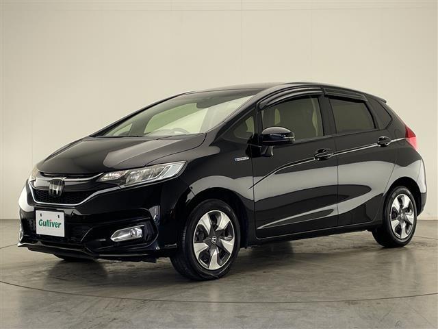 フィットハイブリッド Ｆコンフォートエディション　禁煙車　純正８型ナビ　ＣＤ　ＤＶＤ　ＢＴオーディオ　ＵＳＢ　フルセグＴＶ　バックカメラ　ＬＫＡ　衝突軽減ブレーキシステム　先行車発進お知らせ　標識認識機能　レーダークルーズコントロール　ＥＴＣ（35枚目）