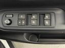 ZS 禁煙車 純正9型ナビTV 左側電動スライドドア バックカメラ デュアルオートエアコン 純正ビルトインETC純正キセノンオートライト 純正フォグ 純正16インチアルミ 本革巻ハンドル スマートキー(16枚目)
