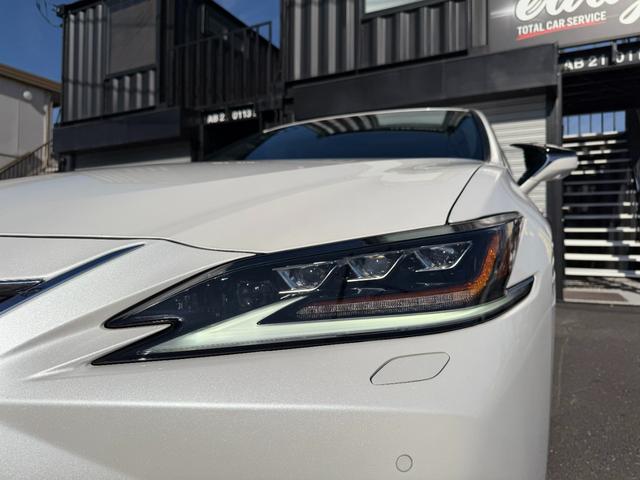 ＥＳ ＥＳ３００ｈ　バージョンＬ　エイムゲインエアロ　社外２０インチＡＷ　サンルーフ　黒革シート　３眼ＬＥＤライト　カラーＨＵＤ　ＢＳＭ　レクサスセーフティ　純正ナビ　パノラマミックビューモニター　後席リクライニング　後席サンシェード（26枚目）