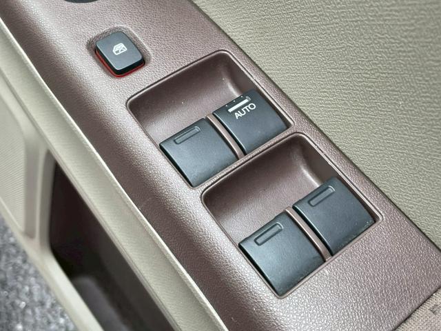 ライフ パステル　車検令和８年４月　社外アルミ　オートエアコン　ＥＴＣ　キーレス　パワーウィンドウ　パワーステアリング　レベライザー　リアワイパー（26枚目）