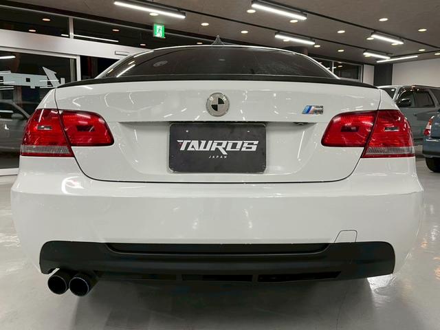 3シリーズ ユーザー買取車 左ハンドル ナビ TV バックカメラ 純正AW LEDヘッドライト オートエアコン ETC キーレス(7枚目)