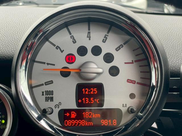 MINI ジョンクーパーワークス ナビ バックモニター レザーシート 17インチアルミホイール オートエアコン ETC キーレスキー リアワイパー パワーステアリング パワーウィンドウ フォグライト(30枚目)