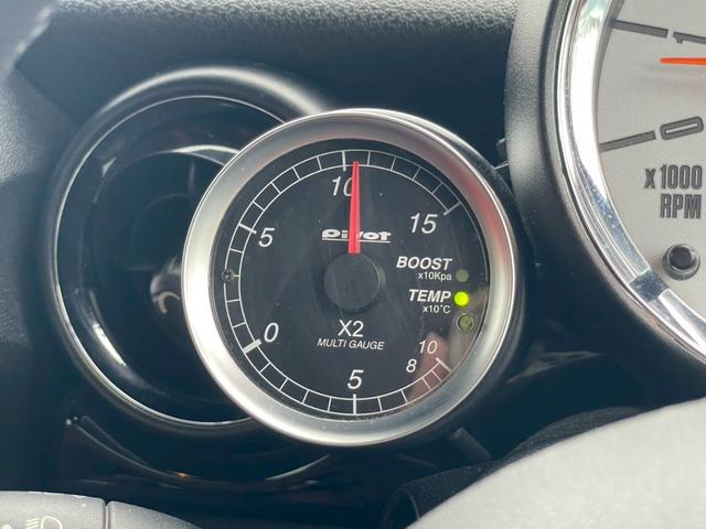 MINI ジョンクーパーワークス ナビ バックモニター レザーシート 17インチアルミホイール オートエアコン ETC キーレスキー リアワイパー パワーステアリング パワーウィンドウ フォグライト(31枚目)