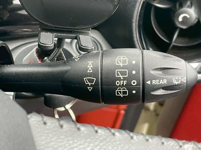 MINI ジョンクーパーワークス ナビ バックモニター レザーシート 17インチアルミホイール オートエアコン ETC キーレスキー リアワイパー パワーステアリング パワーウィンドウ フォグライト(34枚目)