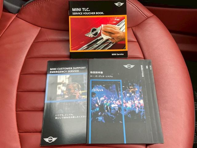 MINI ジョンクーパーワークス ナビ バックモニター レザーシート 17インチアルミホイール オートエアコン ETC キーレスキー リアワイパー パワーステアリング パワーウィンドウ フォグライト(47枚目)