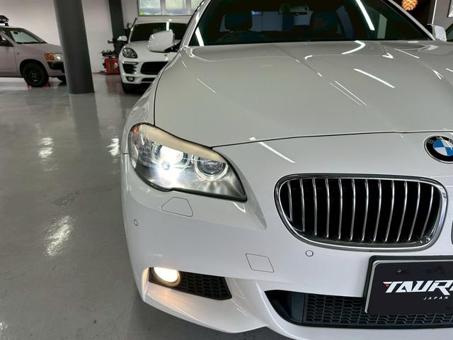 5シリーズ 528i Mスポーツパッケージ ユーザー買取車 本革シート ナビ バックカメラ 純正19インチアルミホイール  HIDヘッドライト オートエアコン ETC スマートキープッシュスタート(19枚目)