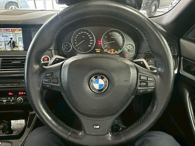 5シリーズ 528i Mスポーツパッケージ ユーザー買取車 本革シート ナビ バックカメラ 純正19インチアルミホイール  HIDヘッドライト オートエアコン ETC スマートキープッシュスタート(28枚目)