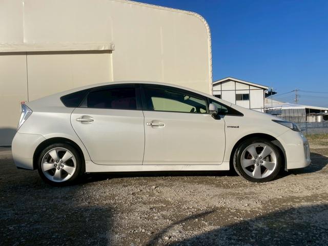 プリウス Sツーリングセレクション ユーザー買取車 純正ナビ TV バックカメラ 純正17インチアルミホイール LEDヘッドライト フォグライト ETC スマートキープッシュスタート(5枚目)