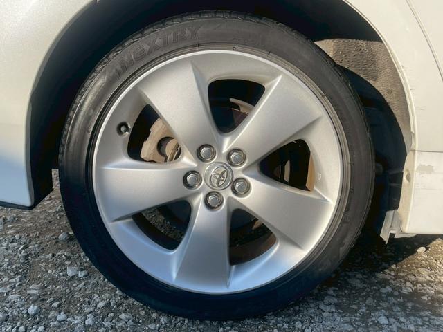 プリウス Sツーリングセレクション ユーザー買取車 純正ナビ TV バックカメラ 純正17インチアルミホイール LEDヘッドライト フォグライト ETC スマートキープッシュスタート(11枚目)